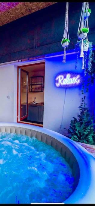 Apartamento Lovely 3bd - Rooftop - Jacuzzi&sauna Praga